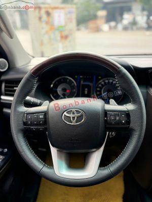 Xe Toyota Fortuner 2.4G 4x2 AT 2019