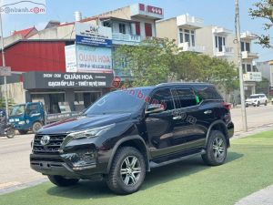 Xe Toyota Fortuner 2.4G 4x2 AT 2020