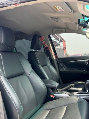 Xe Toyota Fortuner 2.4G 4x2 AT 2020