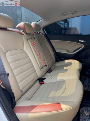 Xe Kia Cerato 1.6 AT 2018