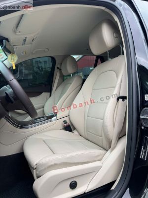 Xe Mercedes Benz GLC 200 4Matic 2022