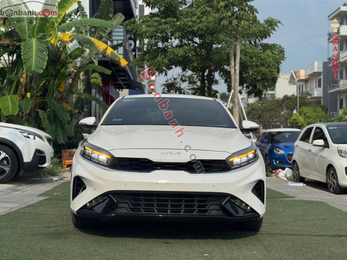 Kia K3 Premium 2.0 AT 2024