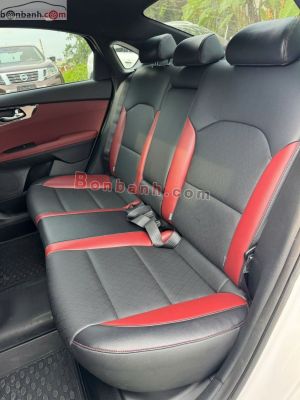 Xe Kia K3 Premium 2.0 AT 2024