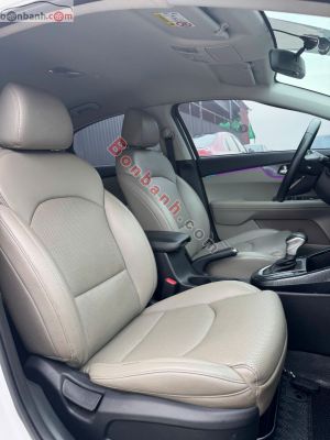 Xe Kia Cerato 1.6 AT Luxury 2021
